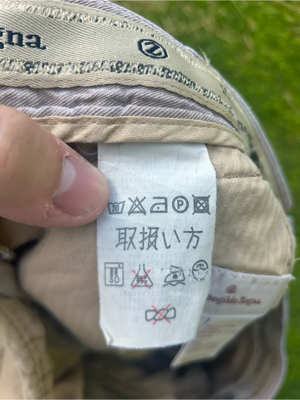 Ermenegildo Zegna chino pants crafted in Italy